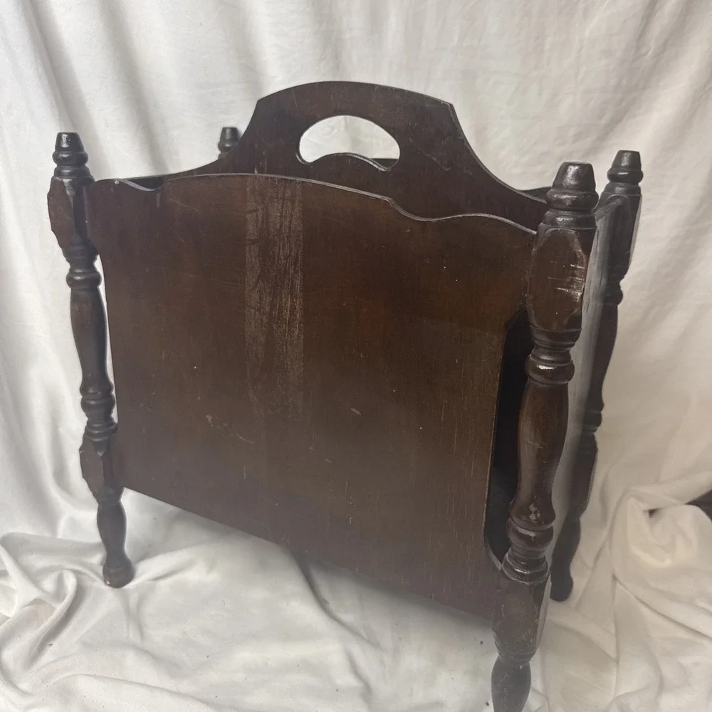 Vintage MCM Ornate Wood Magazine Rack 40's Fretwork Spindles Records Towels Deco